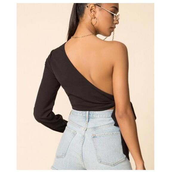 NWT Superdown Charlotte One Shoulder Crop Top Black Womens S - Picture 2 of 10